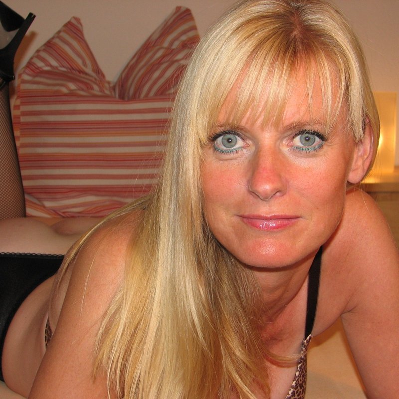 escort girl Pascaline de Labeyrie