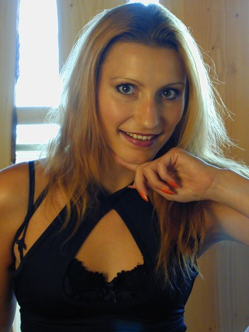 escort girl Lucille de Fontaines-en-Sologne