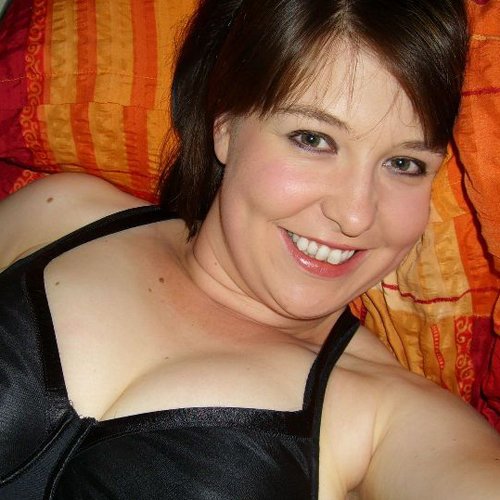 escort girl Cerise de Saint-Genouph