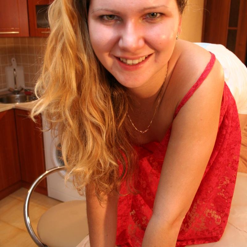 escort girl Julienne de Pernes-les-Fontaines