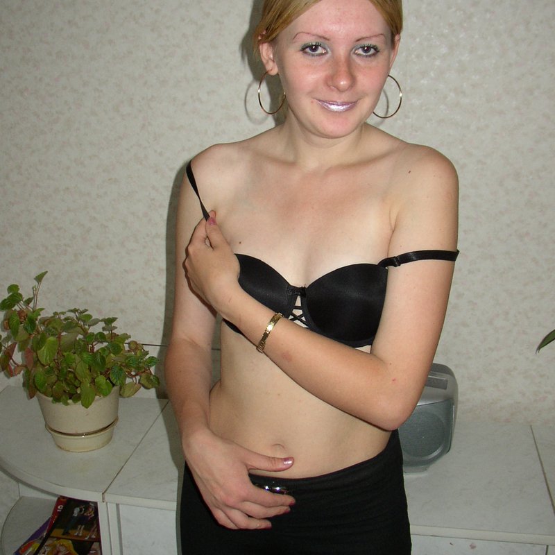 escort girl Bernadette de Montourtier